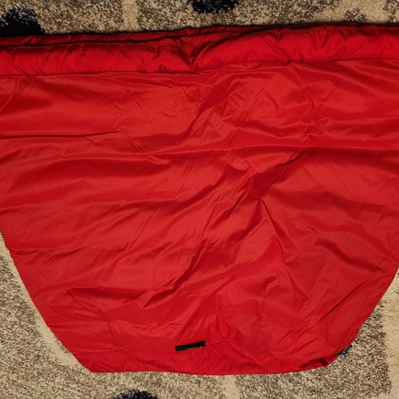 Bogner Red Quilted Puffer skirt with side Zipper - Picture 15 of 16